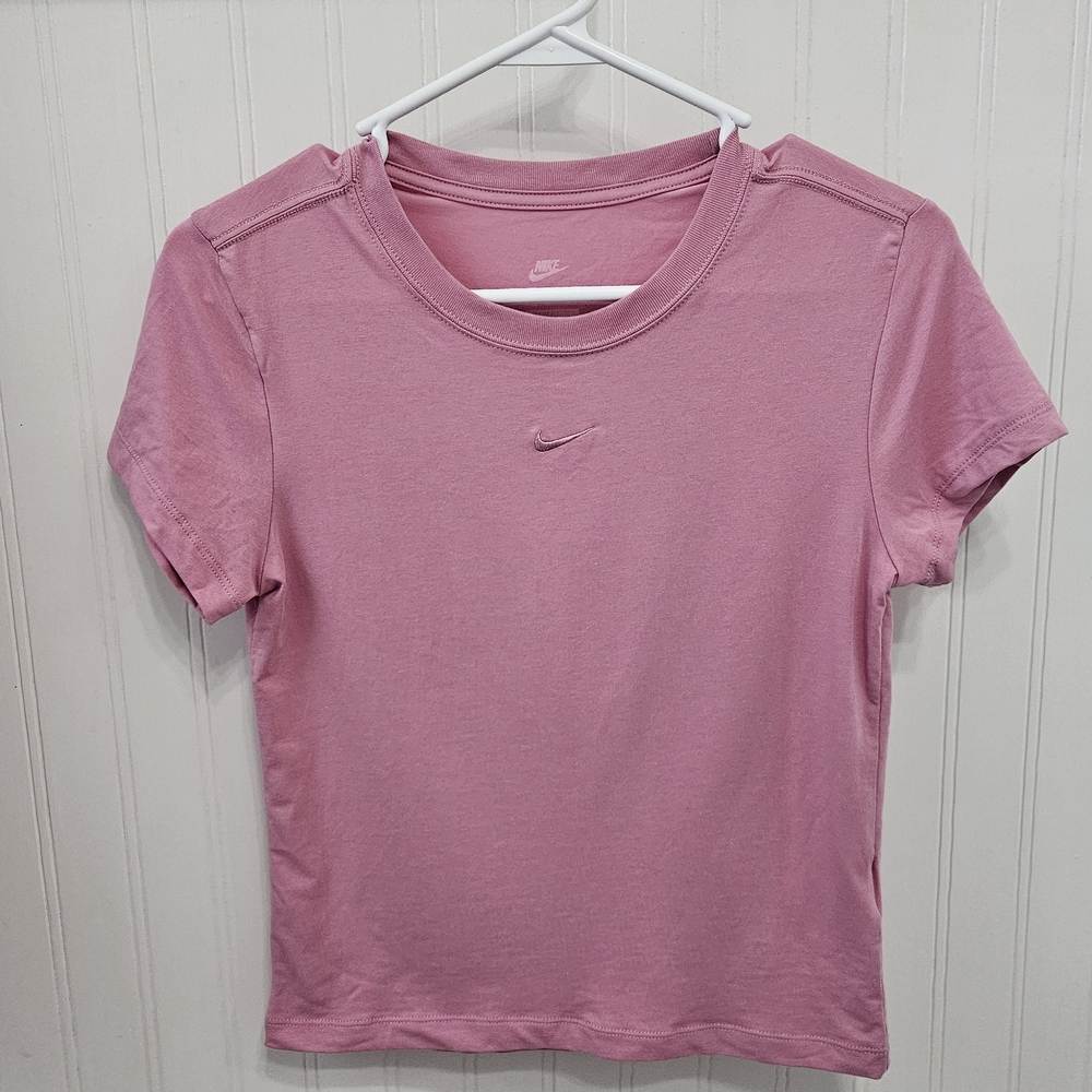 Nike Women's Pink T-Shirt